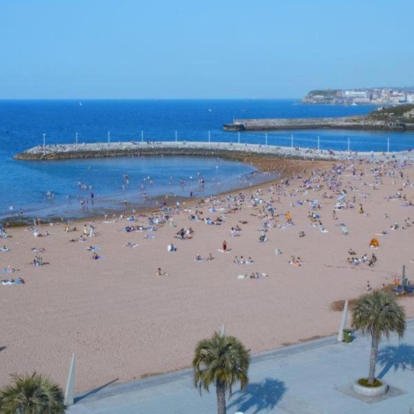 Apartamento Arbeyal Playa Gijón Exteriör bild